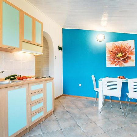 Golden View Luxury Apartment Маслиница Номер фото