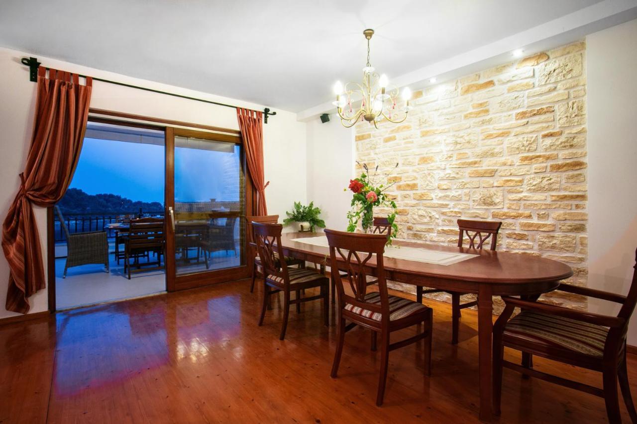 Golden View Luxury Apartment Маслиница Экстерьер фото