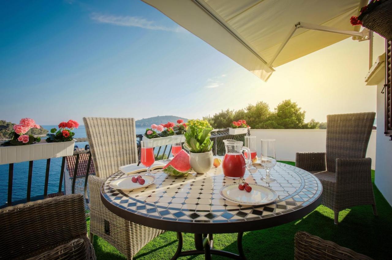 Golden View Luxury Apartment Маслиница Экстерьер фото